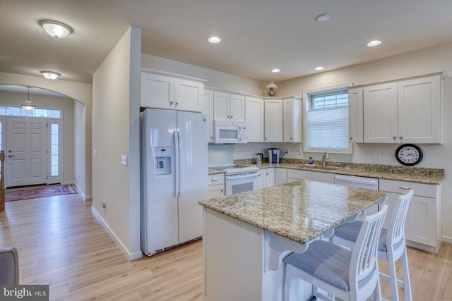 814 SUMMER BREEZE PATH, Cochranville, PA 19330
