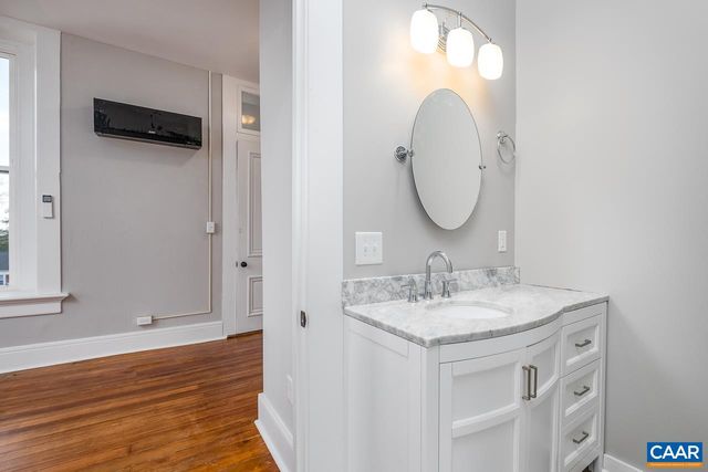 811 WESTOVER DR, Staunton, VA 24401