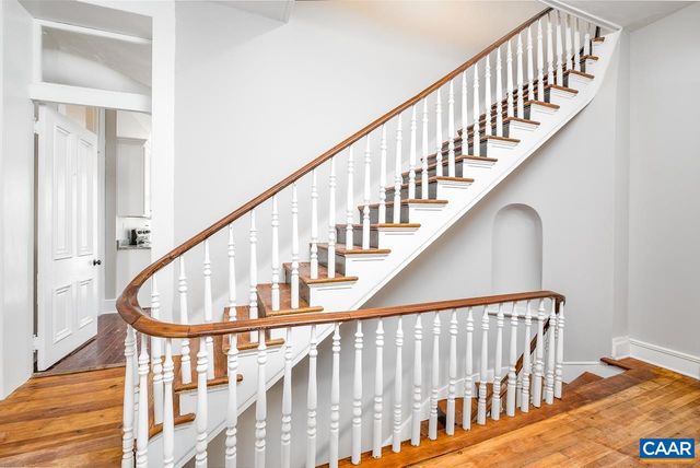 811 WESTOVER DR, Staunton, VA 24401