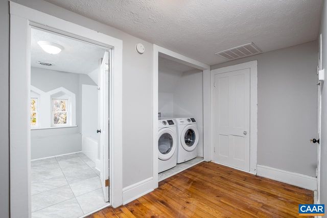 811 WESTOVER DR, Staunton, VA 24401