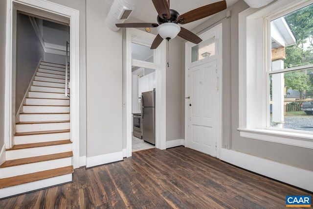 811 WESTOVER DR, Staunton, VA 24401