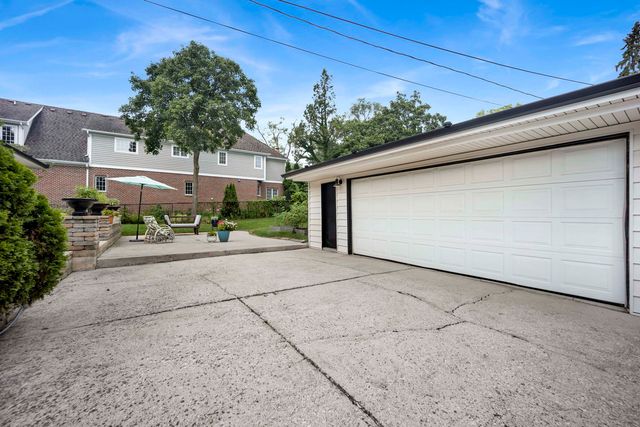 728 Grant Street, Downers Grove, IL 60515