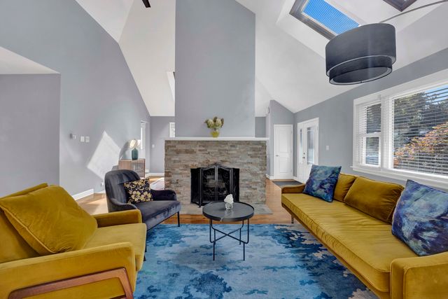 728 Grant Street, Downers Grove, IL 60515