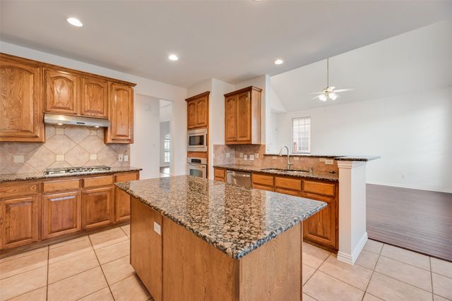 3104 Angus Drive, Plano, TX 75025