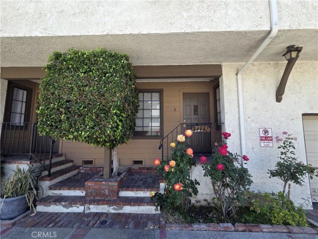 7650 Topanga Canyon, Canoga Park, CA 91304