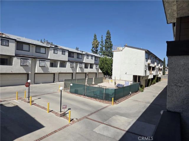 7650 Topanga Canyon, Canoga Park, CA 91304