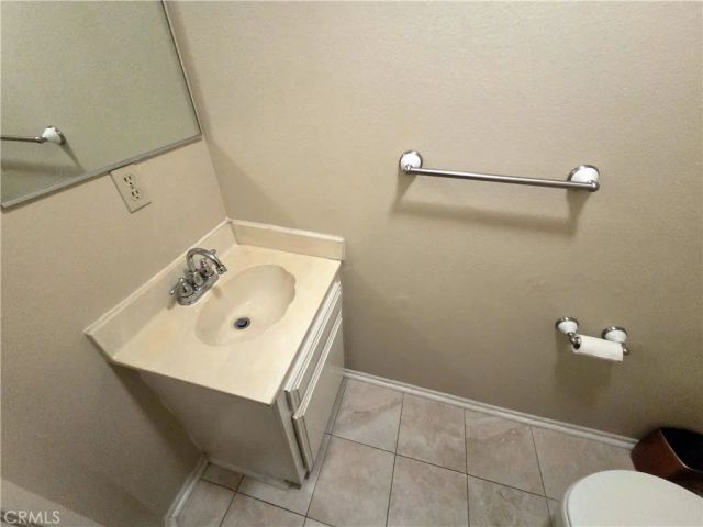 7650 Topanga Canyon, Canoga Park, CA 91304