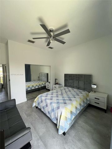 2342 Mckinley St 3, Hollywood, FL 33020