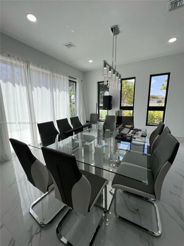 2342 Mckinley St 3, Hollywood, FL 33020