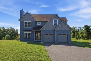112 Pine Grove Road, Middletown, NY 10940