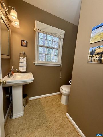 1036 HUNTWOOD LN, Charlottesville, VA 22901