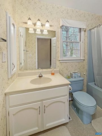 1036 HUNTWOOD LN, Charlottesville, VA 22901