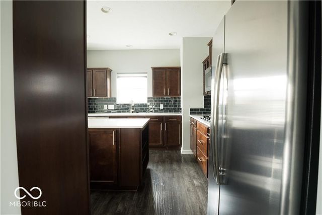 15665 Eastpark Drive, Noblesville, IN 46060