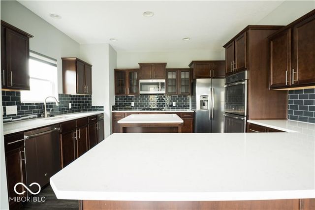 15665 Eastpark Drive, Noblesville, IN 46060