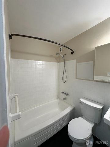 123 S Adelaide Avenue 1L, Highland Park, NJ 08904