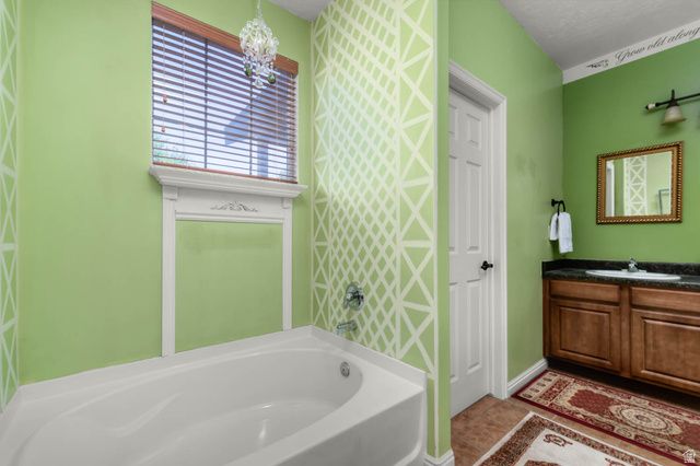 11004 S BIRCH CREEK RD, South Jordan, UT 84095
