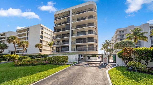4000 S Ocean Boulevard 104, South Palm Beach, FL 33480