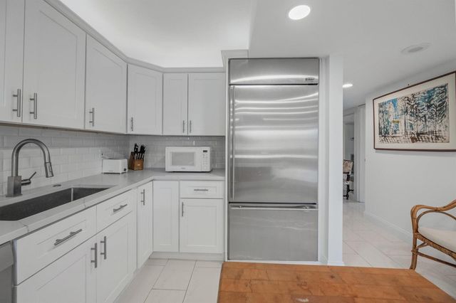 4000 S Ocean Boulevard 104, South Palm Beach, FL 33480