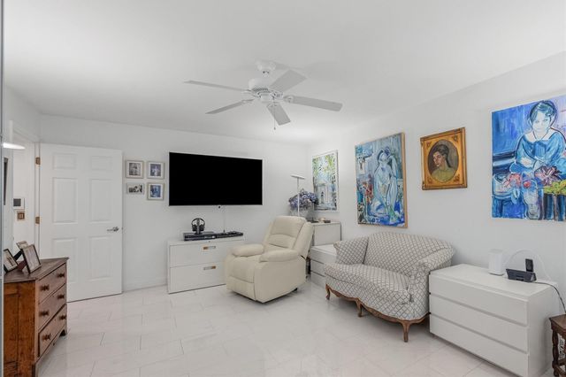4000 S Ocean Boulevard 104, South Palm Beach, FL 33480
