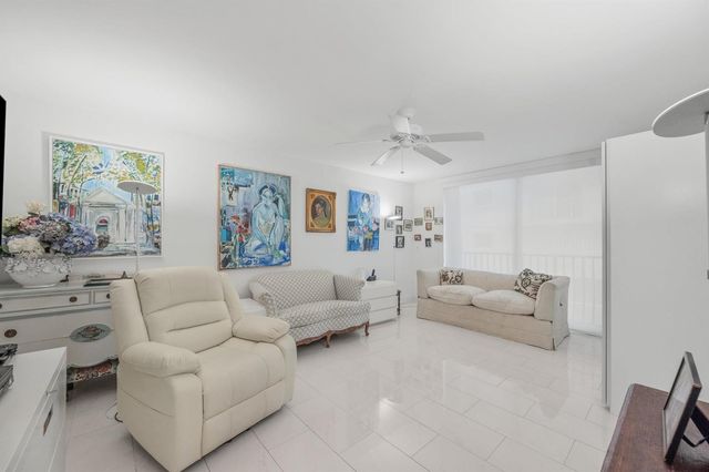 4000 S Ocean Boulevard 104, South Palm Beach, FL 33480