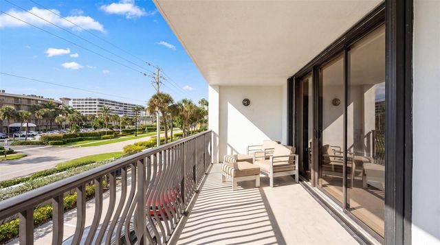 4000 S Ocean Boulevard 104, South Palm Beach, FL 33480