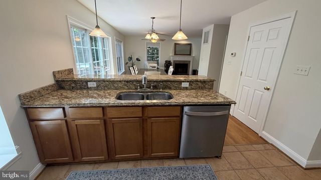 68 VIEW DR, Front Royal, VA 22630