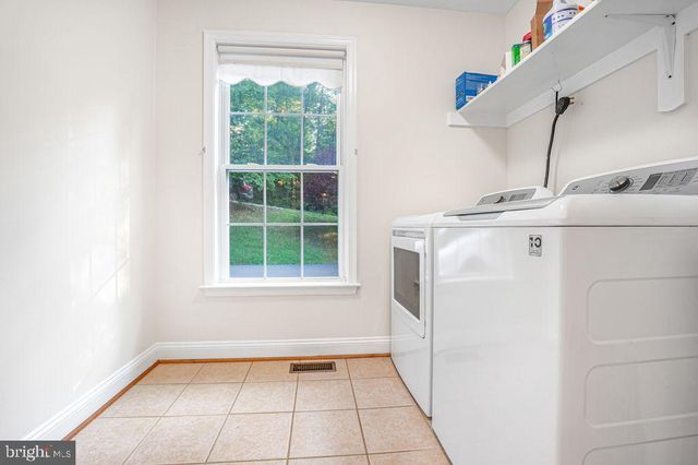68 VIEW DR, Front Royal, VA 22630
