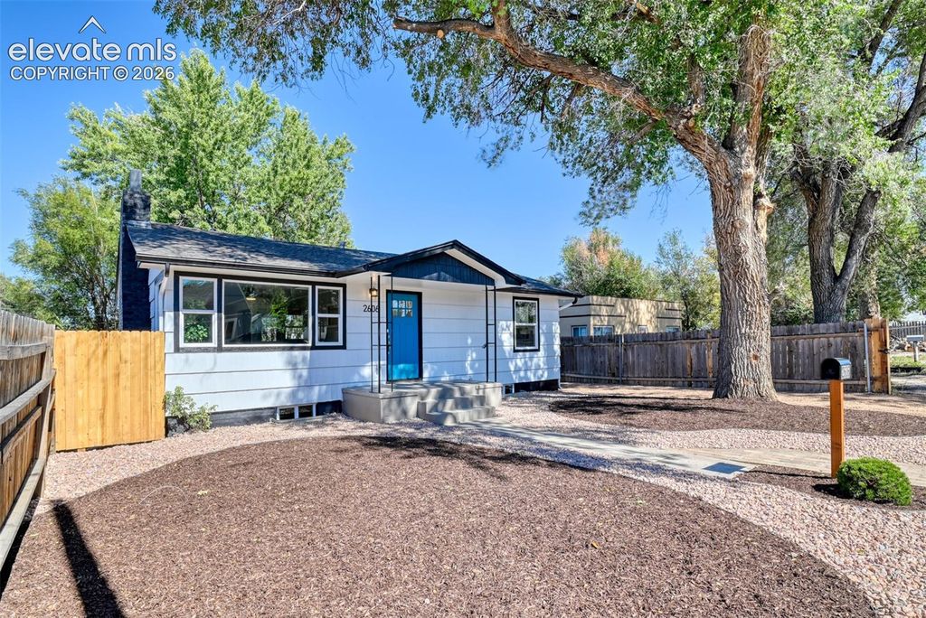 2606 E Boulder Street, Colorado Springs, CO 80909 — photo 2