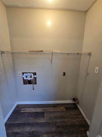 409 Bomber BLVD, Mountain Home, AR 72653