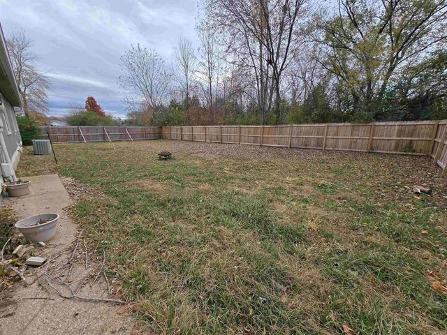 409 Bomber BLVD, Mountain Home, AR 72653