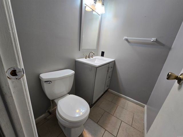 409 Bomber BLVD, Mountain Home, AR 72653