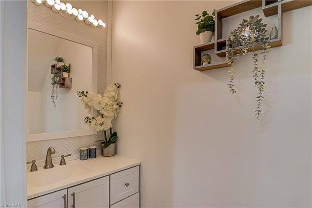 5035 Scenic Drive, Winston-salem, NC 27105