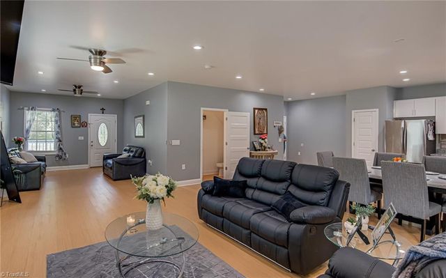 5035 Scenic Drive, Winston-salem, NC 27105