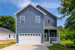 5035 Scenic Drive, Winston-salem, NC 27105