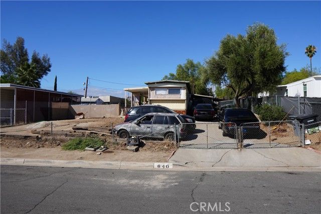 640 Apache, Perris, CA 92570
