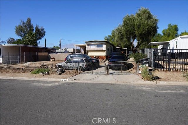 640 Apache, Perris, CA 92570