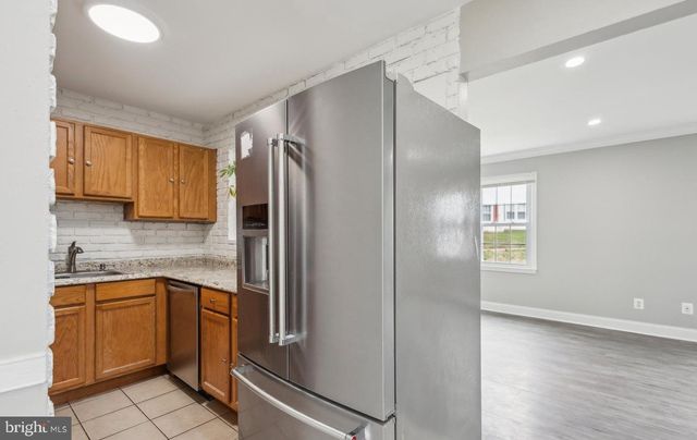 9490 MOOREGATE CT, Lorton, VA 22079