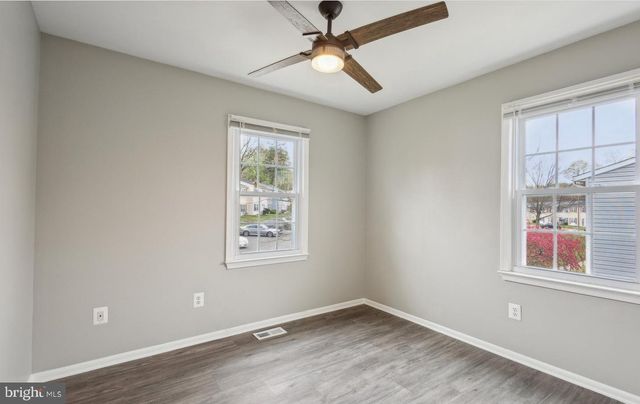 9490 MOOREGATE CT, Lorton, VA 22079