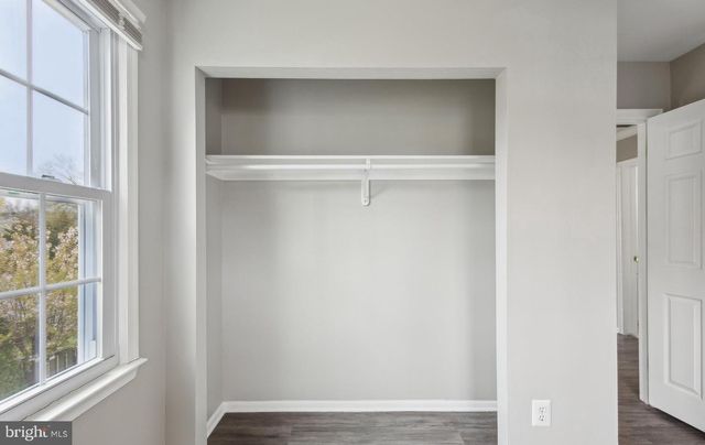 9490 MOOREGATE CT, Lorton, VA 22079