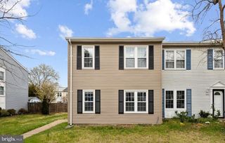 9490 MOOREGATE CT, Lorton, VA 22079