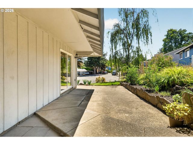 14605 Sw MAY Ct, Sherwood, OR 97140