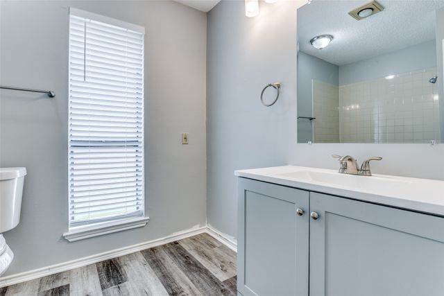 209 W Schreiber Street, Garland, TX 75040