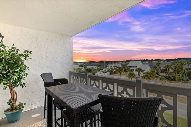 909 Santa Rosa Boulevard, UNIT 548, Fort Walton Beach, FL 32548