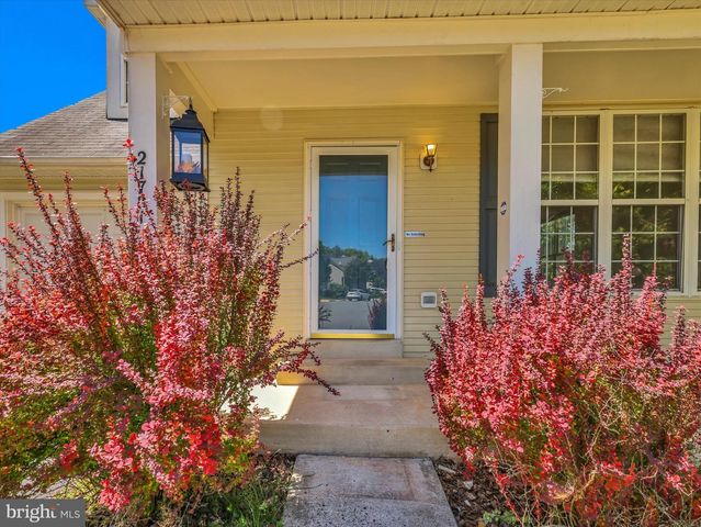 21781 TOTTENHAM HALE CT, Sterling, VA 20166