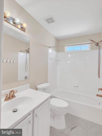 21781 TOTTENHAM HALE CT, Sterling, VA 20166