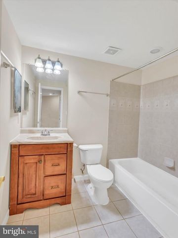 21781 TOTTENHAM HALE CT, Sterling, VA 20166