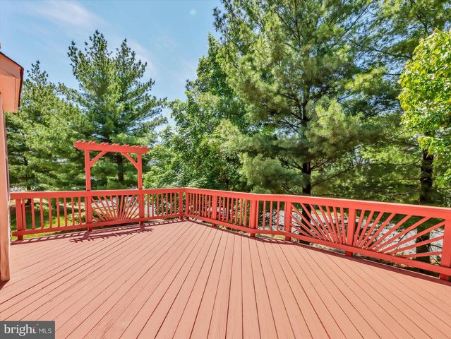21781 TOTTENHAM HALE CT, Sterling, VA 20166