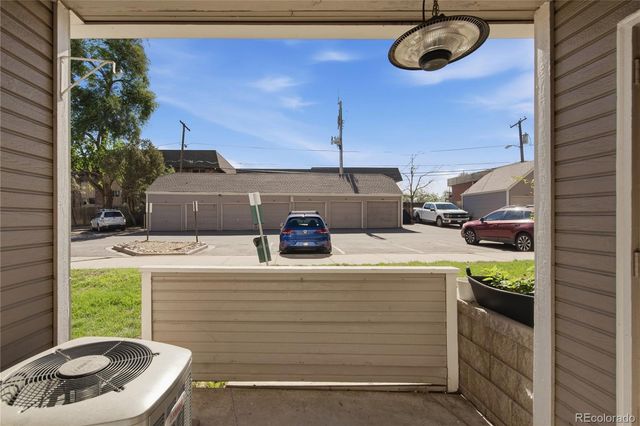 5735 W Atlantic Place 101, Lakewood, CO 80227