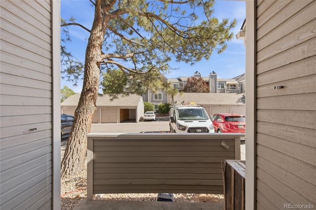 5735 W Atlantic Place 101, Lakewood, CO 80227