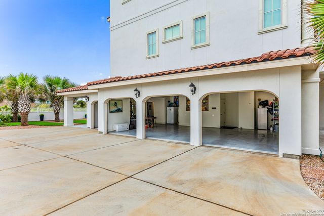 500 Ocean View Dr, Port Aransas, TX 78373